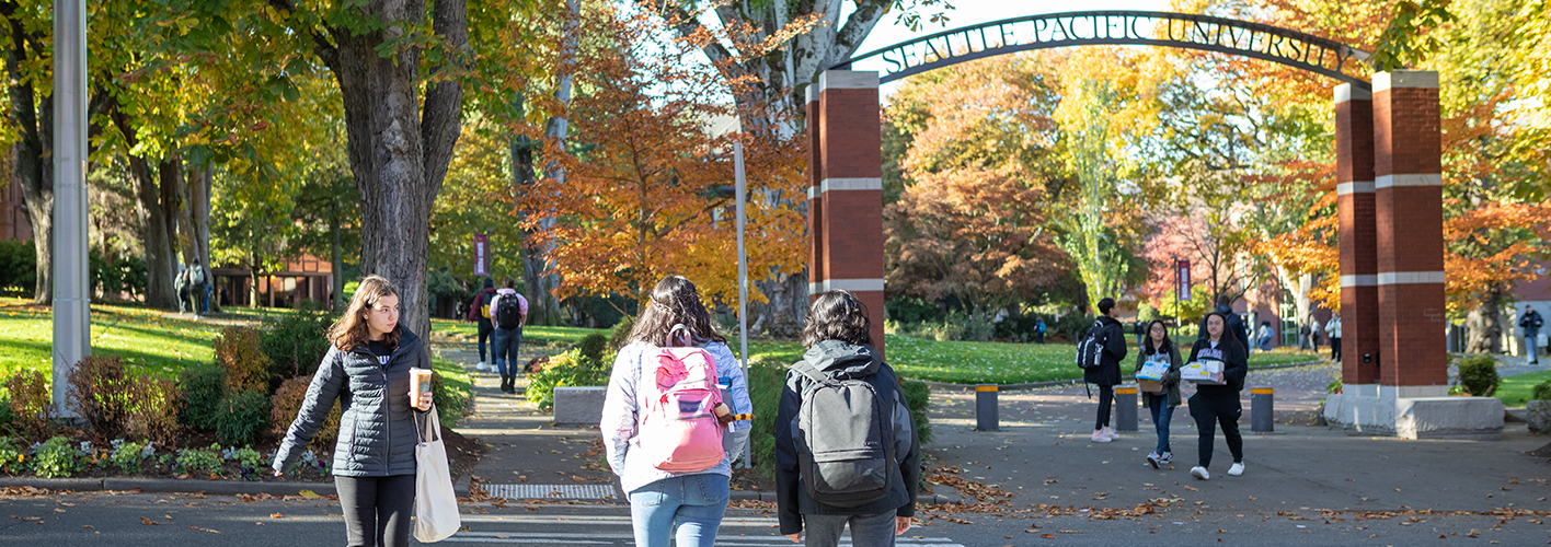 SPU Students walking across campus