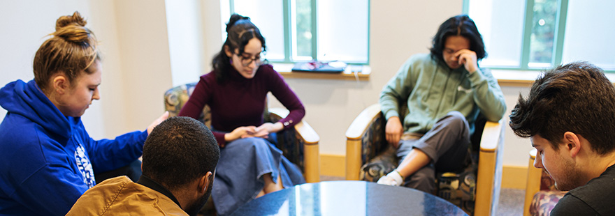 Students in a Soulcare group meet for prayer | photo by Kailee Powers