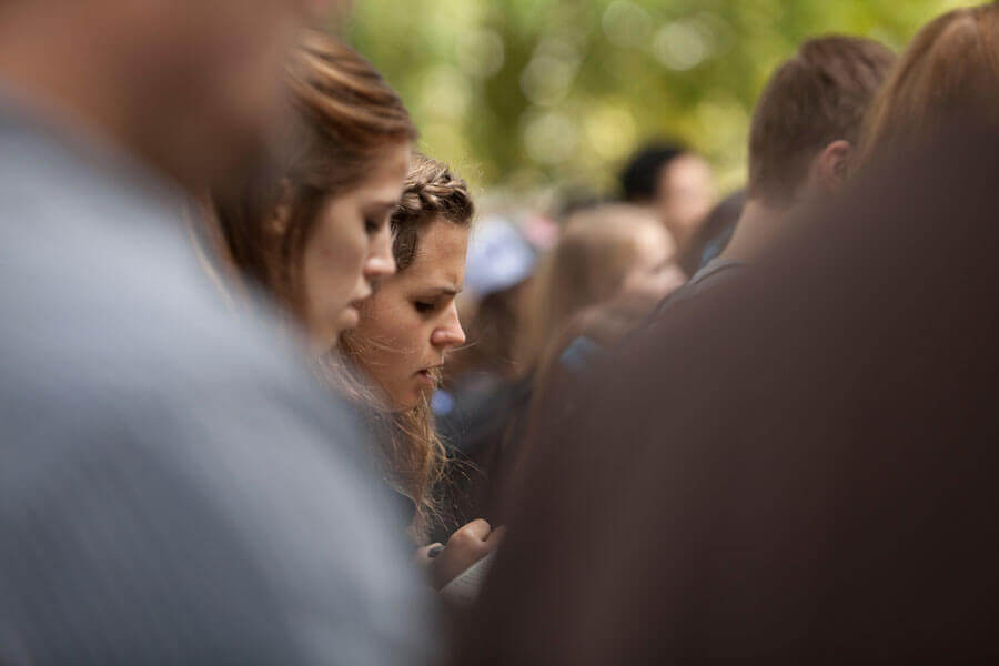 students praying